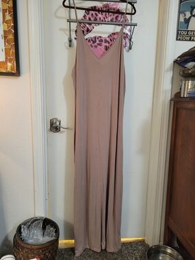 midi cream dress Kammie Smocked in Eleanor Pink She features a V Myntra Women Maxi Dresses size:SMALL